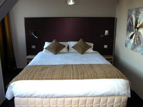 Cit'Hotel Saint-Pierre Viré 외부 사진