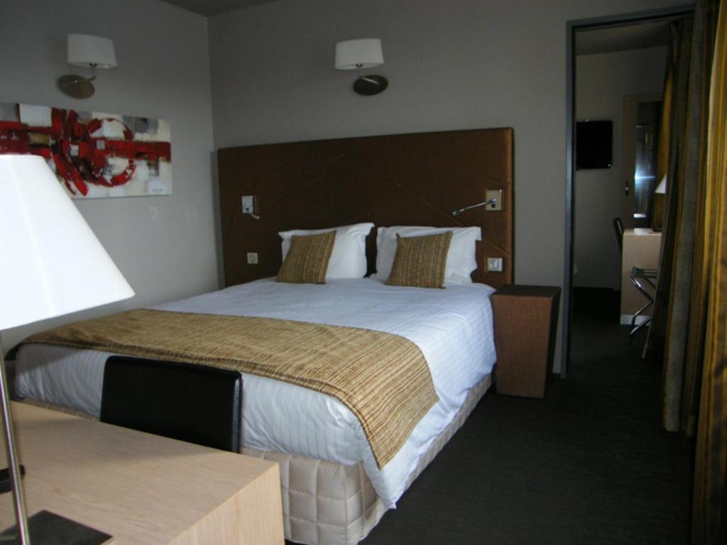 Cit'Hotel Saint-Pierre Viré 외부 사진