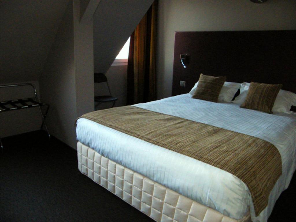 Cit'Hotel Saint-Pierre Viré 외부 사진