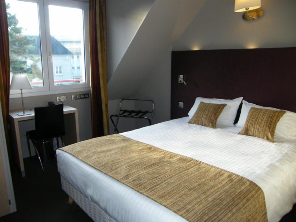 Cit'Hotel Saint-Pierre Viré 외부 사진