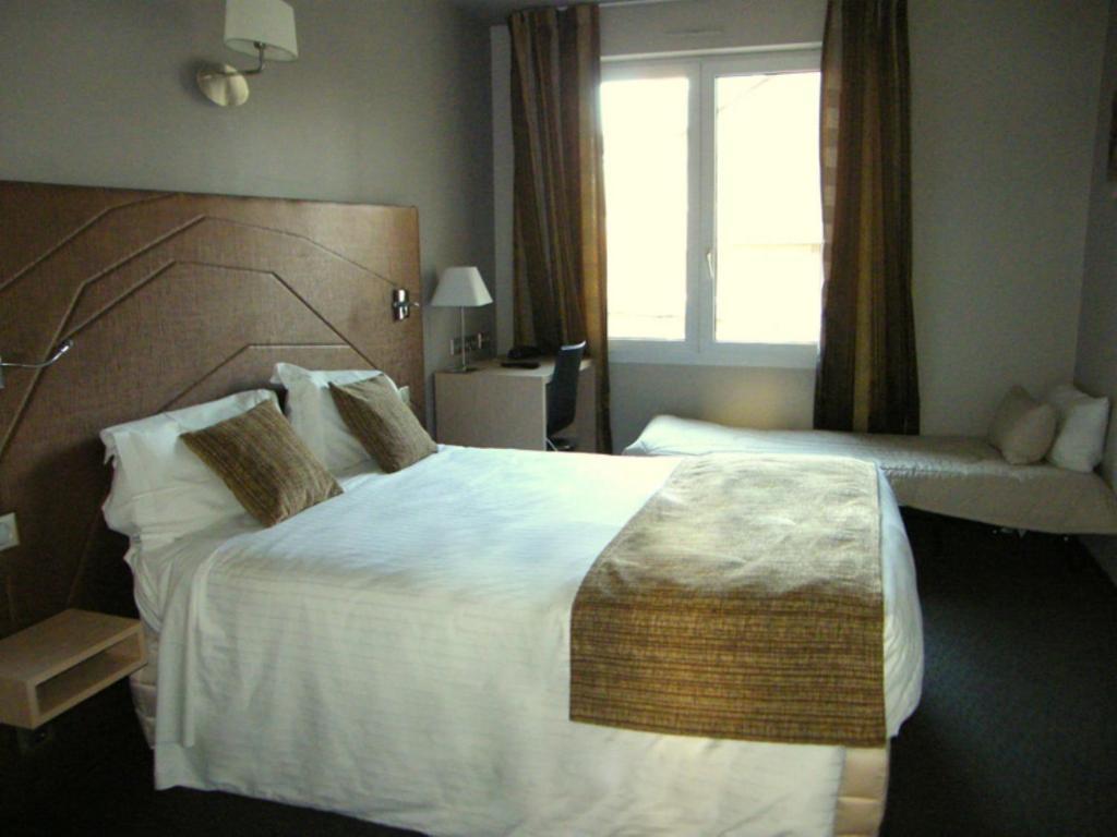 Cit'Hotel Saint-Pierre Viré 외부 사진